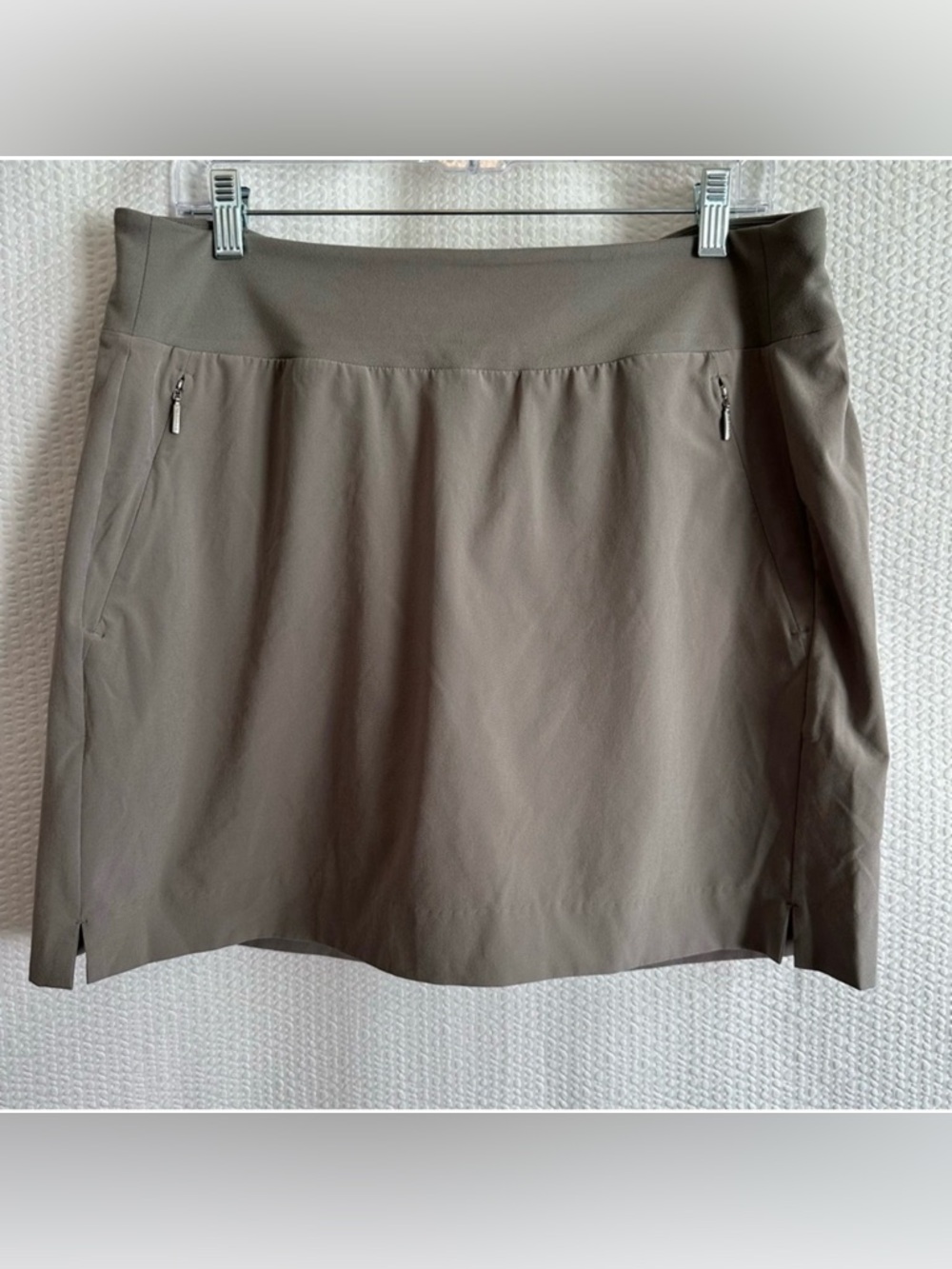 Athleta Soho Arbor Women’s Green Skirt Skort Size: 14